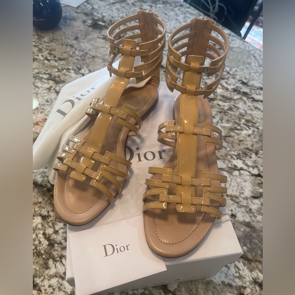 Dior sandals,very good conditions,size 39.5